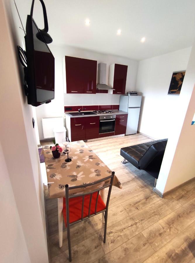 Marčelji Apartmani Melia מראה חיצוני תמונה