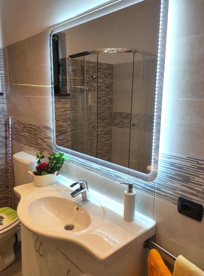 Marčelji Apartmani Melia מראה חיצוני תמונה