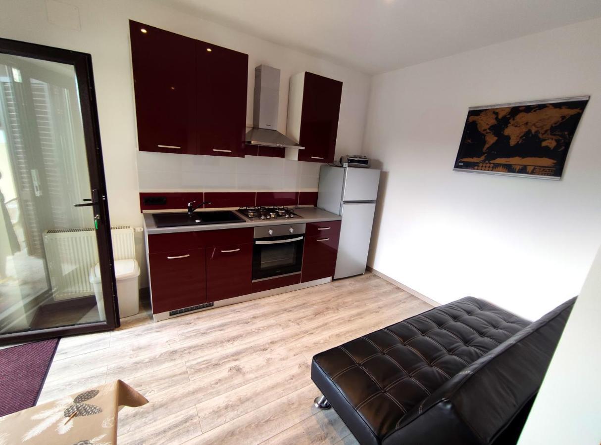 Marčelji Apartmani Melia מראה חיצוני תמונה